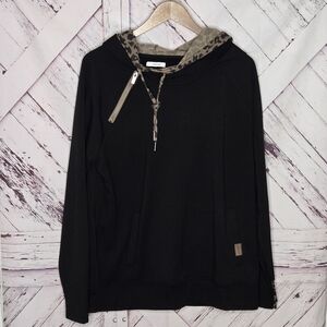 Maurices Animal Print Black Pullover Sweatshirt Hoodie
